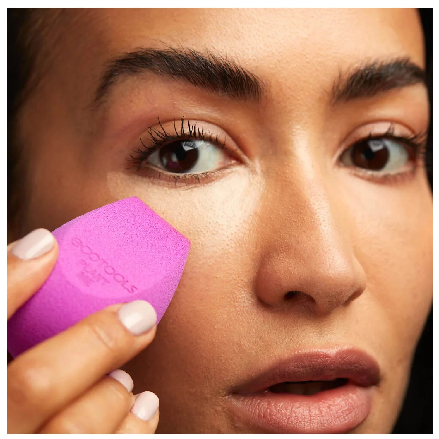 Ecotools - Bioblender Makeup Sponge, Eco-Friendly, Purple - 1 ct - 16 Pack - Image 4